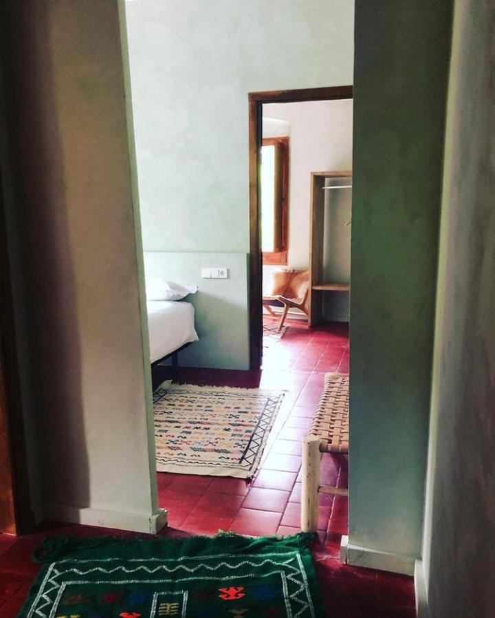 Hostal De Bianya Ла-Валь-де-Біанья Екстер'єр фото